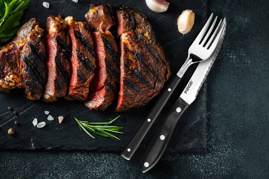 Etseverlerin İftar Masasında Baş Köşede Duracak Steak Bıçakları
